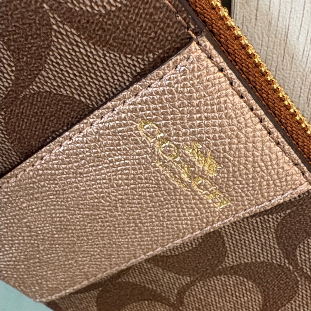 Coach Wristlet Class C Coated Canvas - Picture 2 of 8